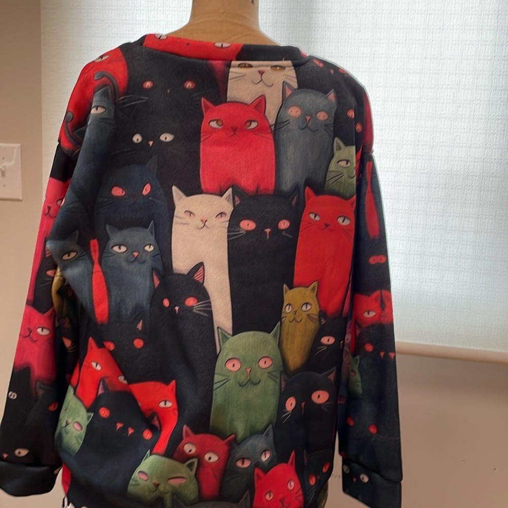 Colorful Cat Print Sweatshirt - Picture 2 of 2